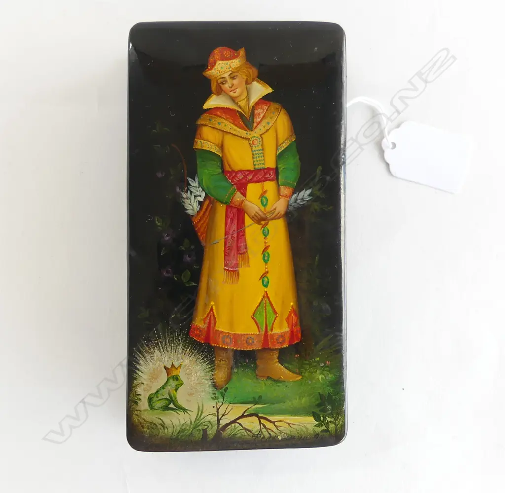QUALITY RUSSIAN HAND PAINTED BOX black lacquer L.155mm Image 1++