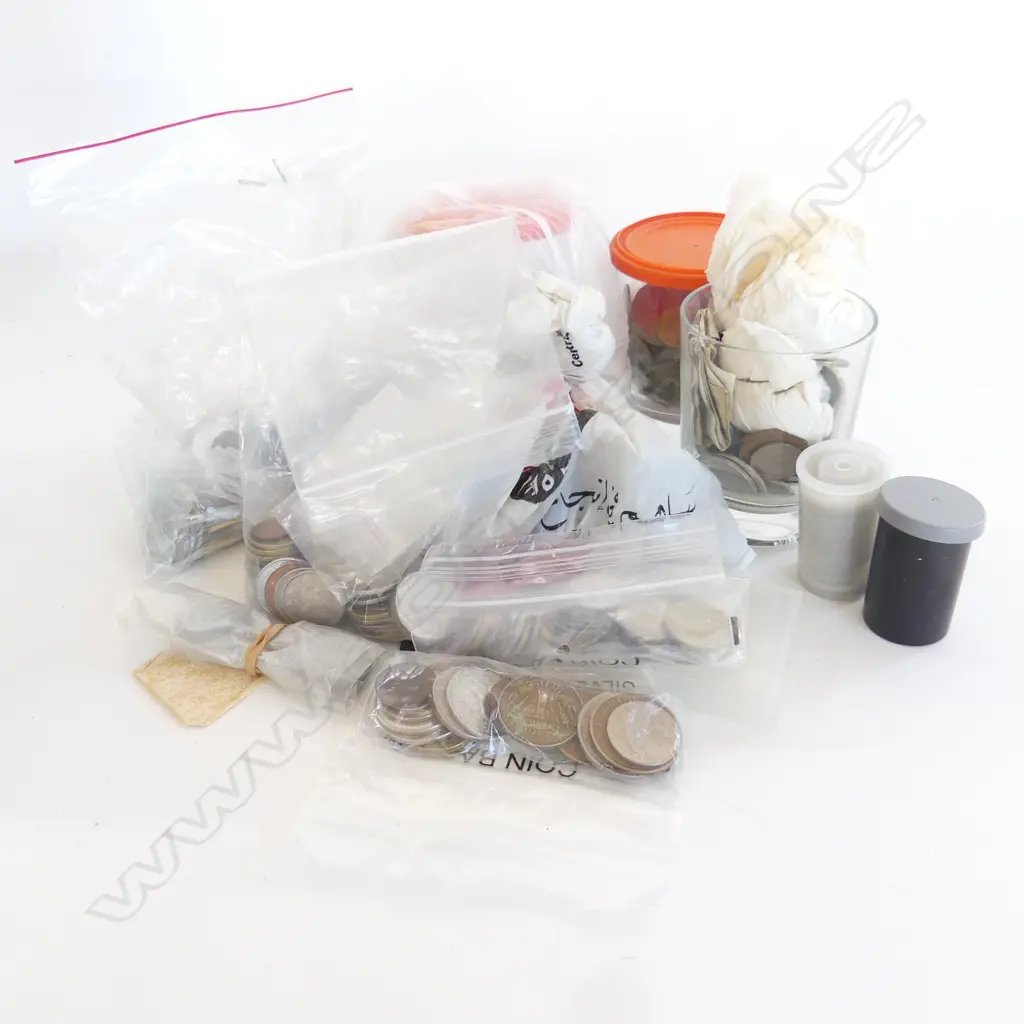 SEL. ASST WORLD COINS Image 1++