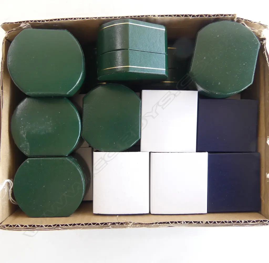 BOX 23 NEW RING BOXES Image 1++