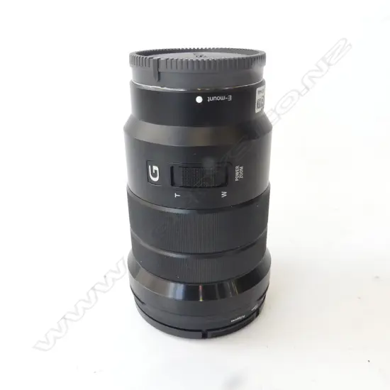 SONY CAMERA LENS 4/18-105 L.135mm
