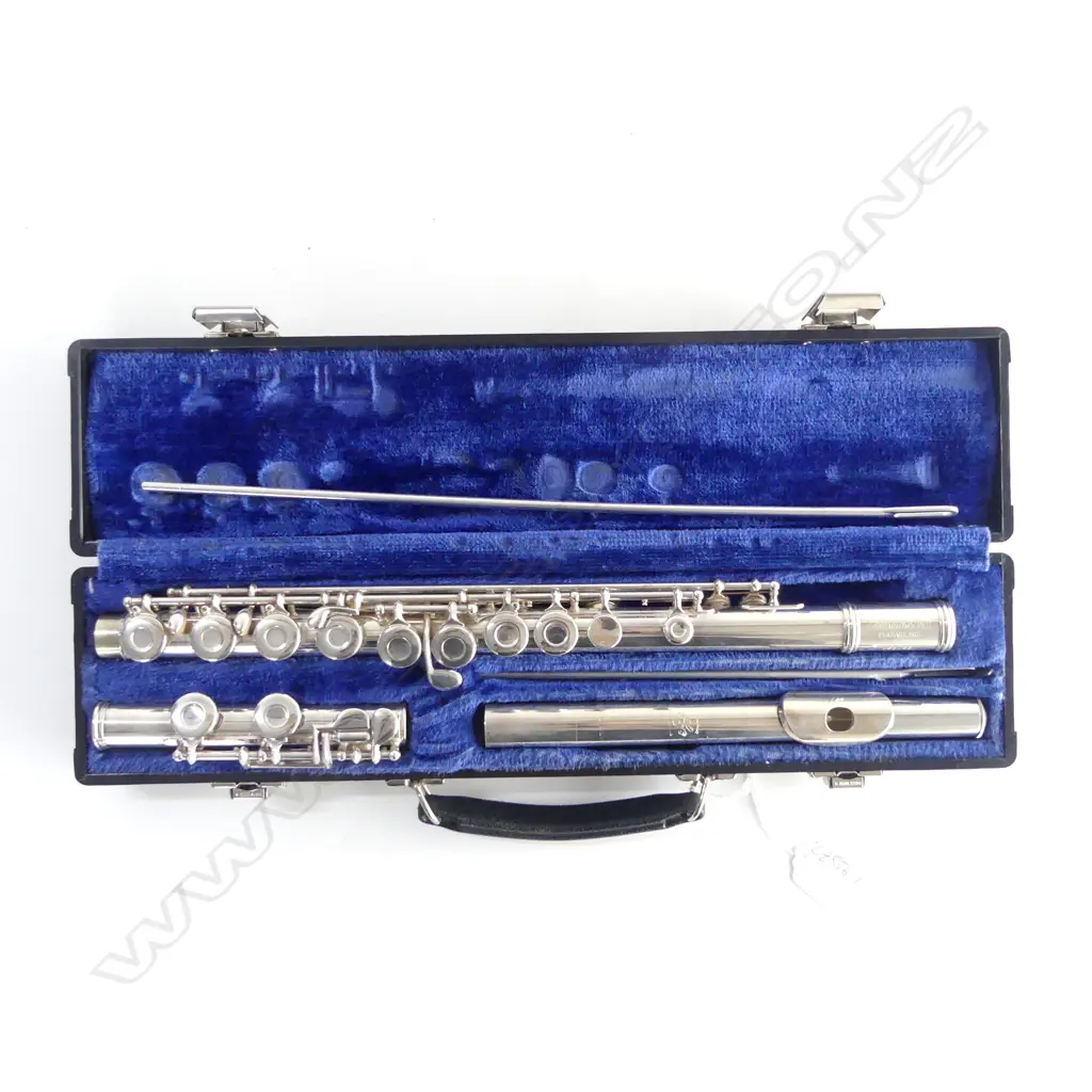 (25372) VINTAGE ELKHARDT 'GEMEINHARDT' '2SH E35133' FLUTE solid silver head joint/mouth piece. Silver plate body. Cased Image 1++