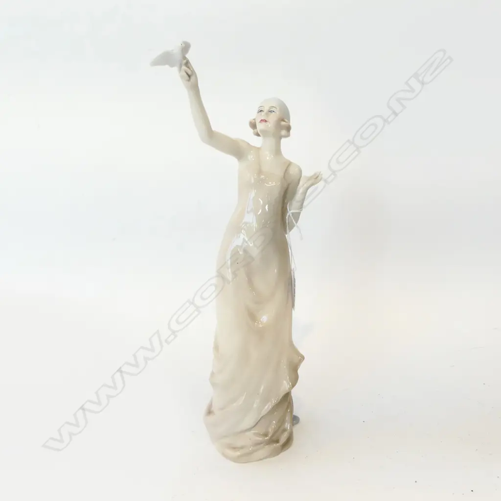 ROYAL DOULTON FIGURINE 'PARADISE' H.350mm Image 1++