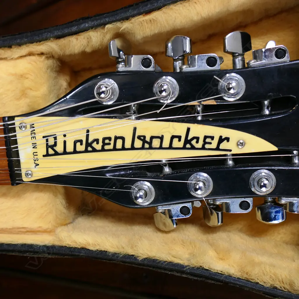 1989 RICKENBACKER 330/12 GUITAR, CASED L.1220mm Image 1++