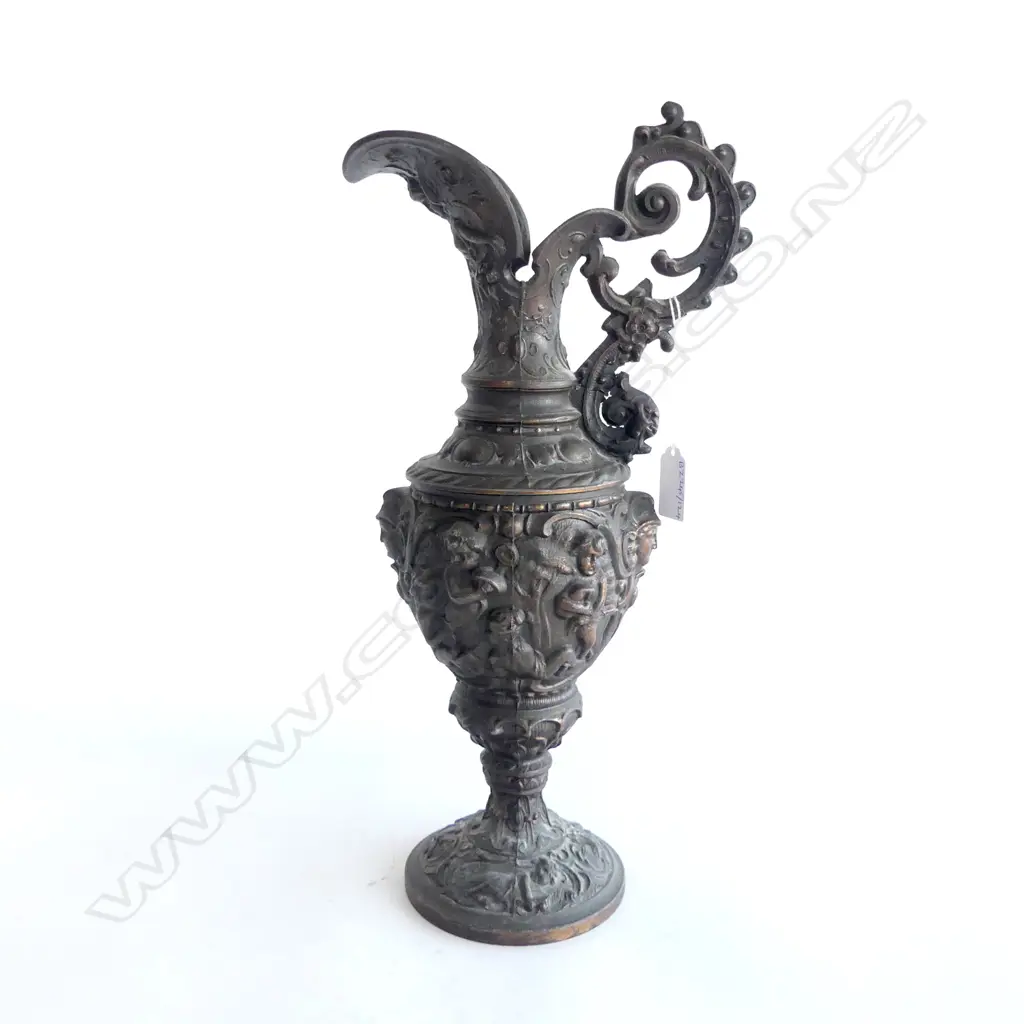 SPELTER TALL URE IMBOSED CHERUBS H390MM Image 1++