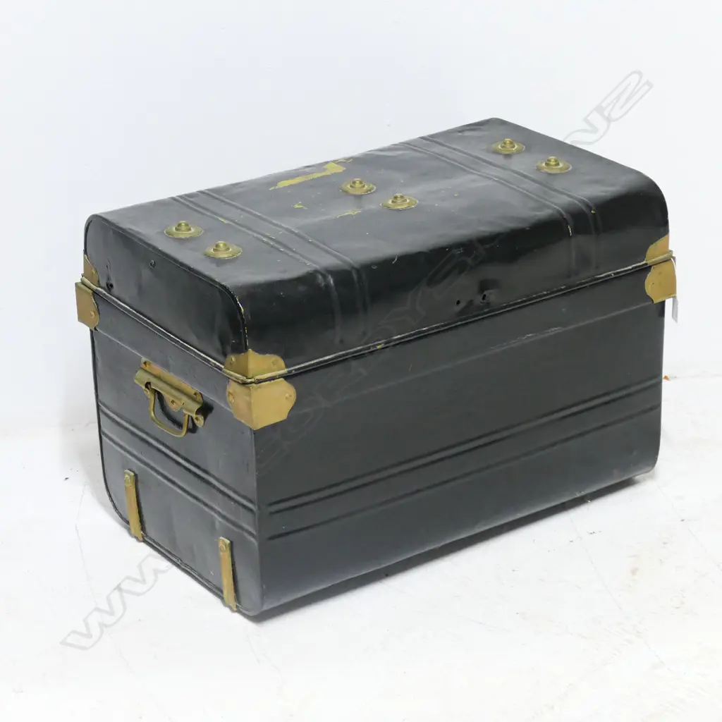 EDWARDIAN TIN TRUNK, PAINT LOSSES, 600 x 410mm Image 1++