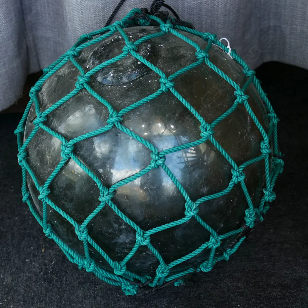 OLD GLASS FISHING FLOAT WITH NETTING hand blown APPROX. Dia.400mm Image 1++