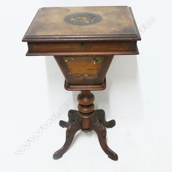 VICTORIAN MAHOGANY SEWING TABLE faults