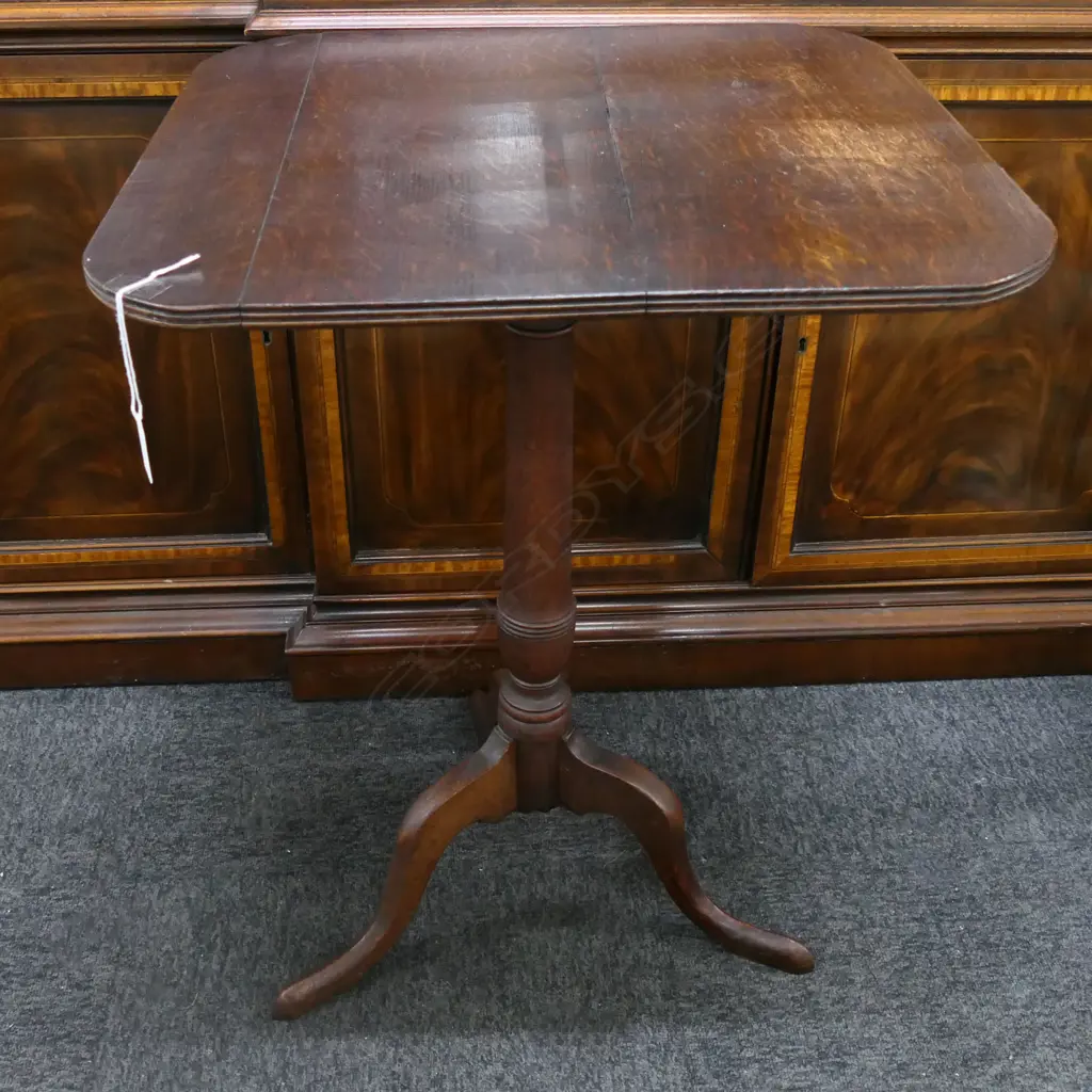 ANTIQUE OAK TRIPOD SIDE TABLE 525x540x715mm Image 1++