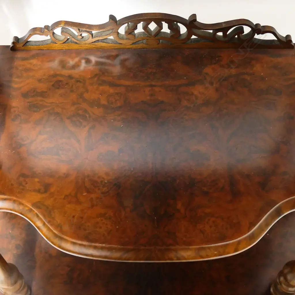 3 TIER VICTORIAN STYLE WHAT NOT Image 1++