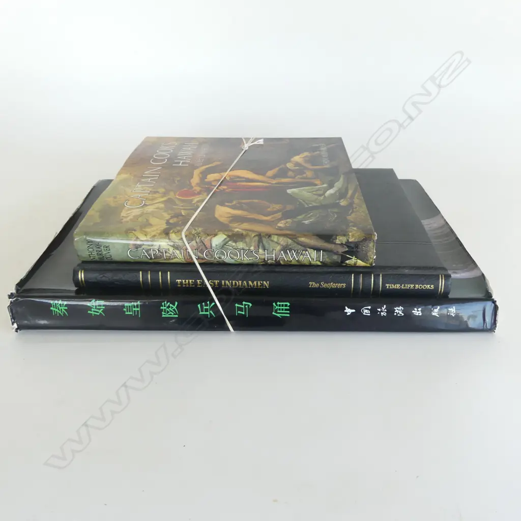 3 reference books: CAPT. COOK'S HAWAII + THE EAST INDIAMEN + THE CHINESE BURIED ARMY Image 1++
