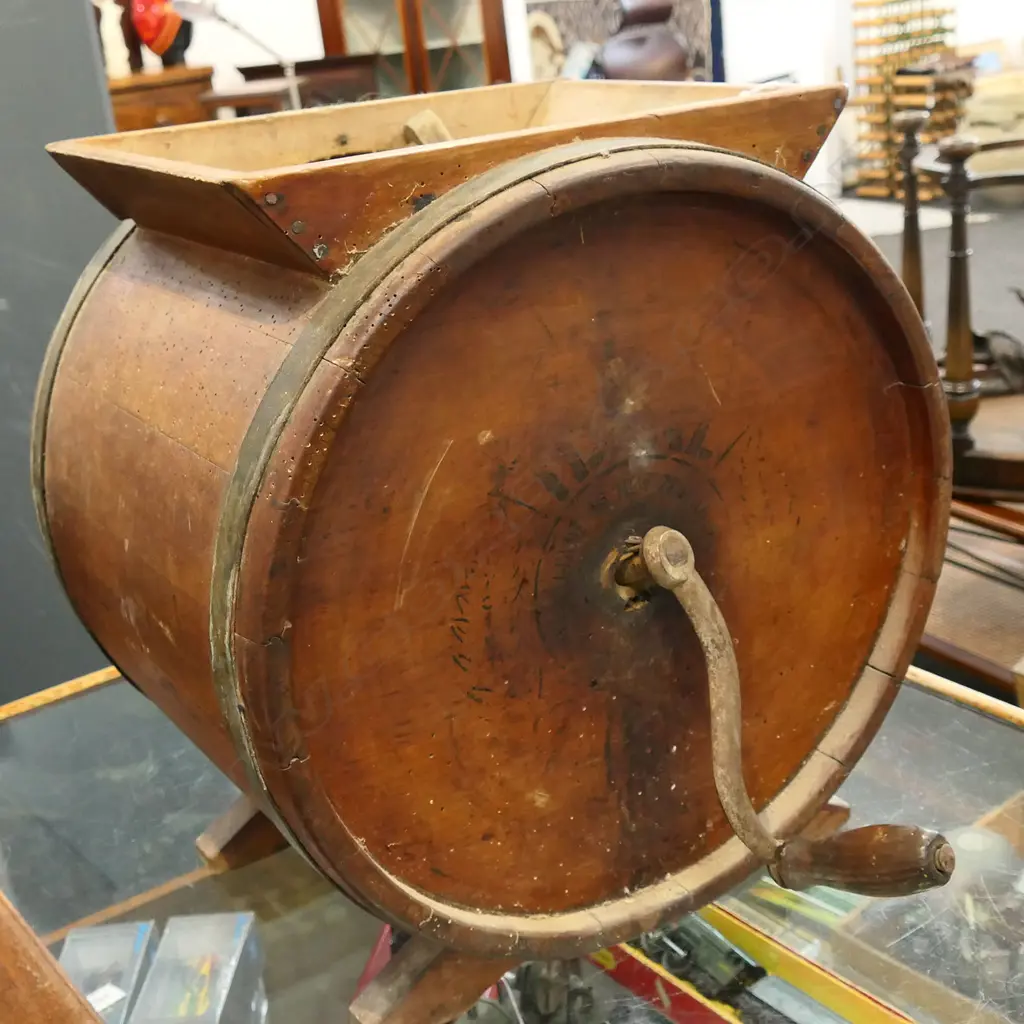 VINTAGE WOOD BUTTER CHURN SOME BORER H450MM Image 1++