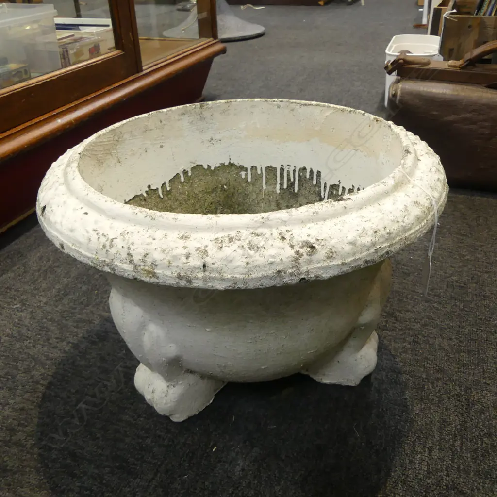 WHITE PAINTED CONCRETE PLANTER H.280mm, 400mm dia Image 1++