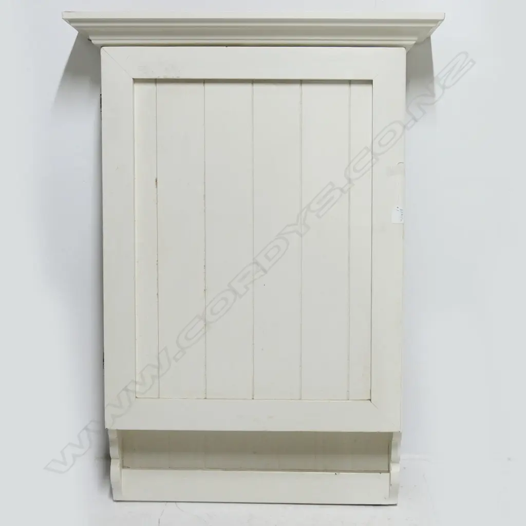 WHITE PAINTED WALL CUPBOARD 765x180x1050mm Image 1++