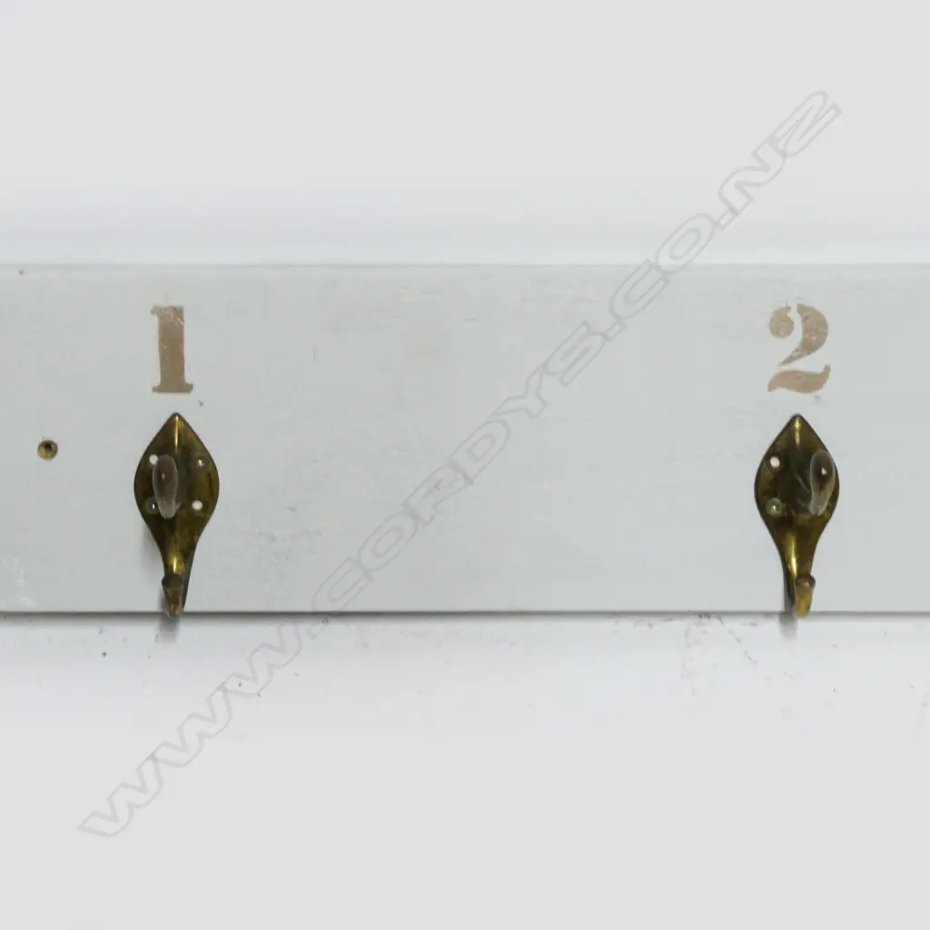6 HOOK COAT RACK W.1500mm Image 1++
