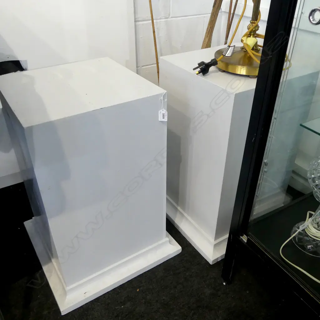 PR PAINTED WOODEN PLINTHS 465x465x650mm Image 1++