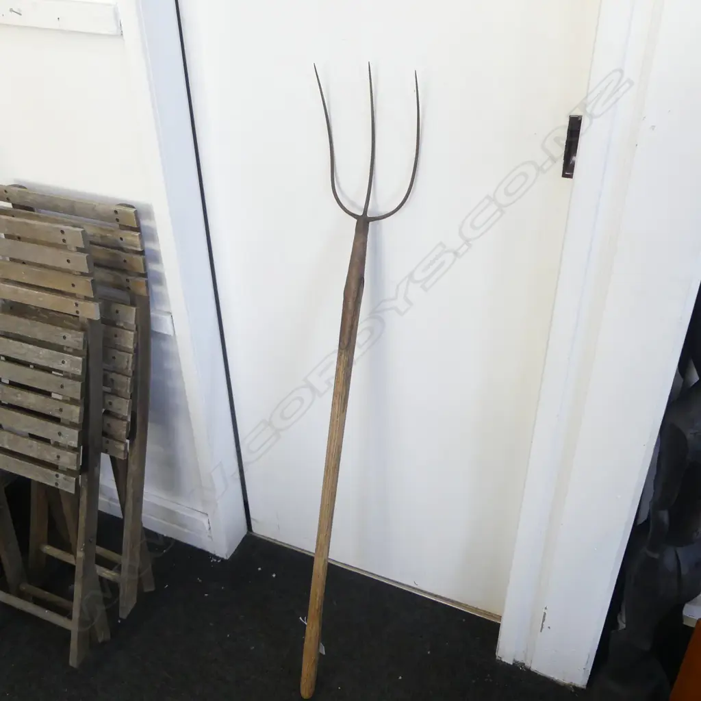 OLD WOODEN HANDLED 2 PRONG PITCH FORK ABOUT 6FT L. Image 1++