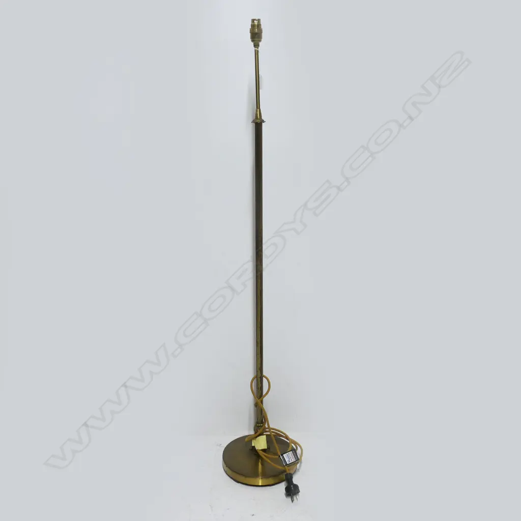 SWEDISH BRASS STANDARD / FLOOR LAMP BY EINER BACKSTROM - NO SHADE H.1250mm Image 1++