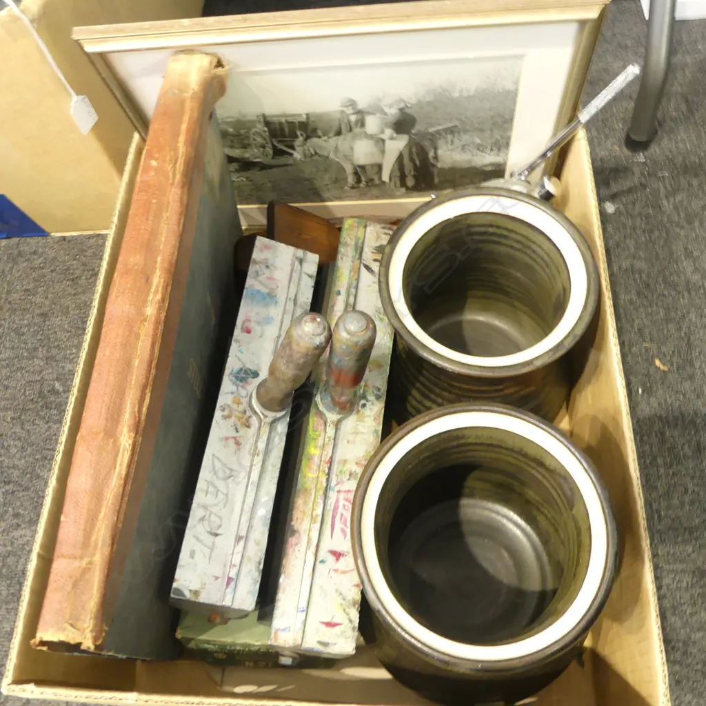 BOX LOT SCREEN PRINT ROLLERS STUCCO WORK FOLDER POTTERY JARS PHOTO ETC Image 1++