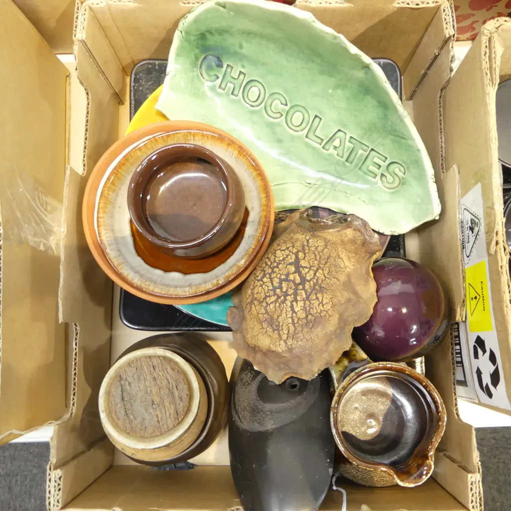 COLLECTION NZ STUDIO POTTERY, INCL REAY, WRIGHT, ASHLEY, LUSK (damaged) Image 1++