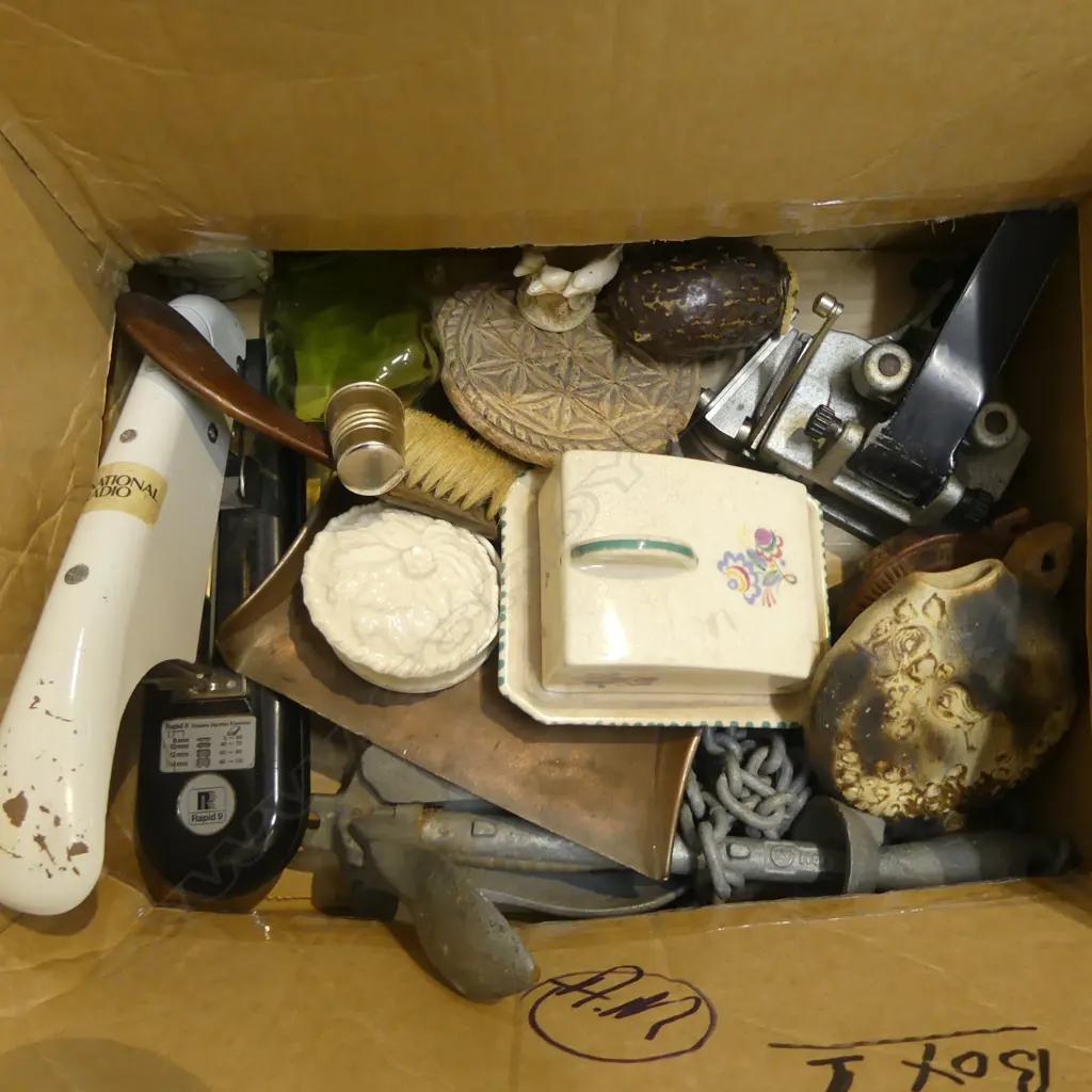 BOX LOT BOAT ANCHOR CRUMB BRUSH & TRAY STAPLER BUTTER PADS CHINA ETC Image 1++