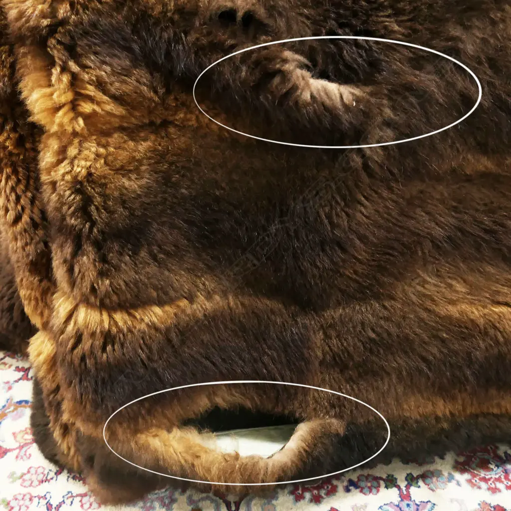 LG POSSUM FUR THROW 2050x1600mm - missing patch (200x100mm) & some stitching req, SEE ADDIT. PHOTOS Image 1++