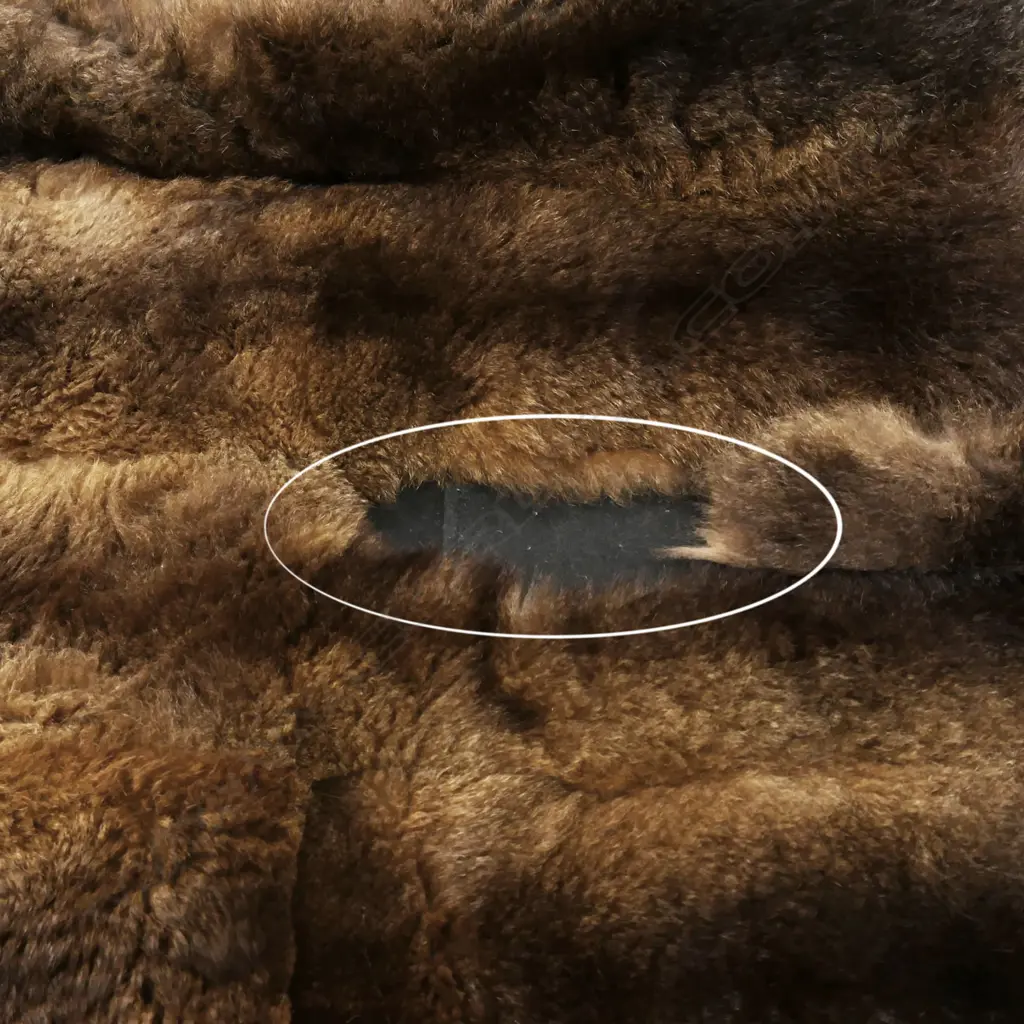 LG POSSUM FUR THROW 2050x1600mm - missing patch (200x100mm) & some stitching req, SEE ADDIT. PHOTOS Image 1++
