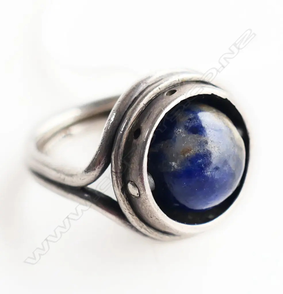 BESPOKE SILVER AND LAPIS LAZULI RING BY REFIA SACKS SIZE K Image 1++