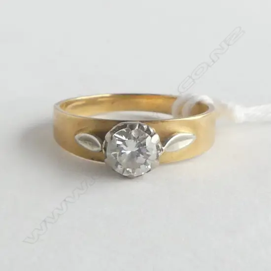 18ct YELLOW GOLD DIAMOND 0.45ct approx SOLITAIRE RING 3.3gms SIZE N 1/2