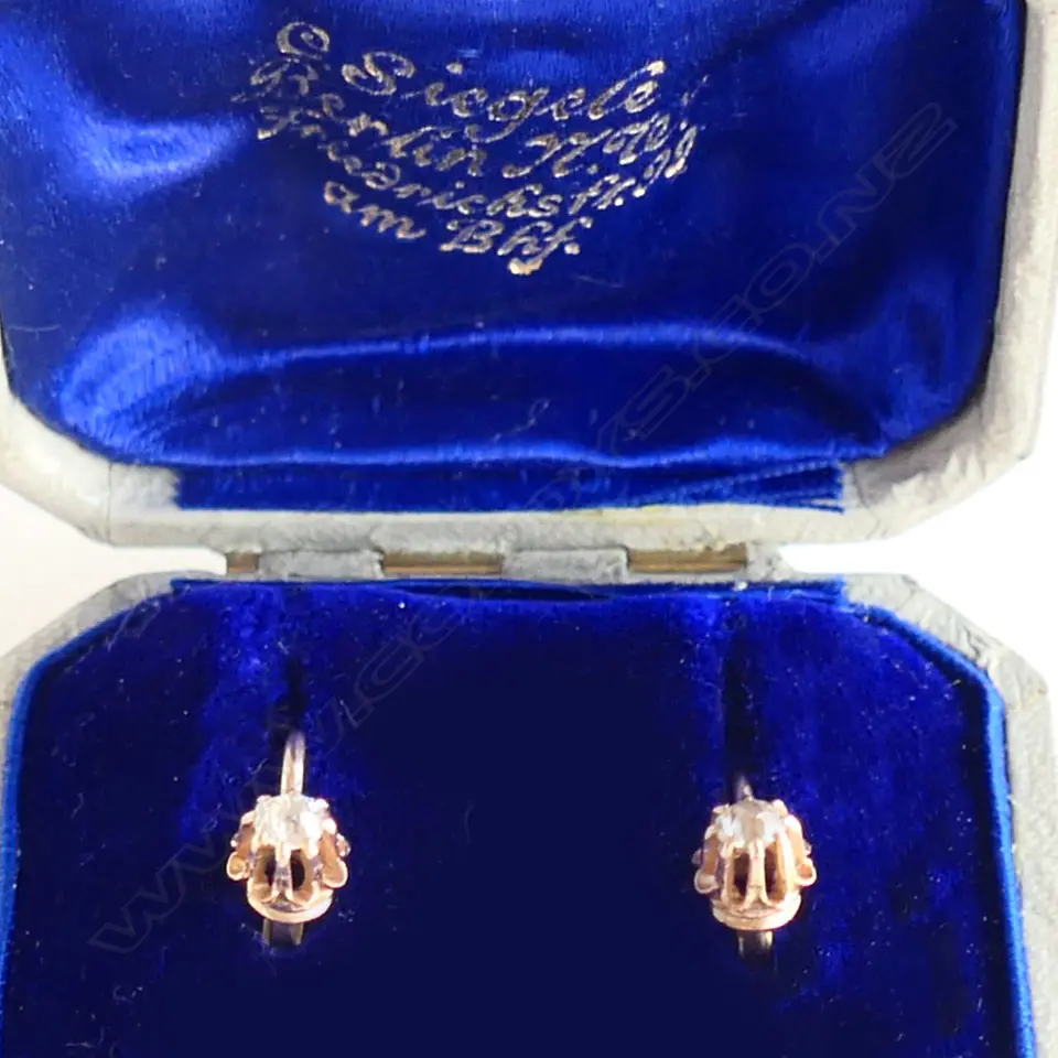 PR VINTAGE GOLD & OLD CUT DIAMOND SOLITAIRE EARRINGS BOXED Image 1++