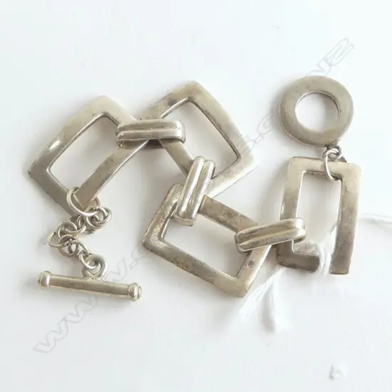 DESIGNER SUBSTANTIAL SILVER BRACELET rectangular lge links 825 std. 37gms