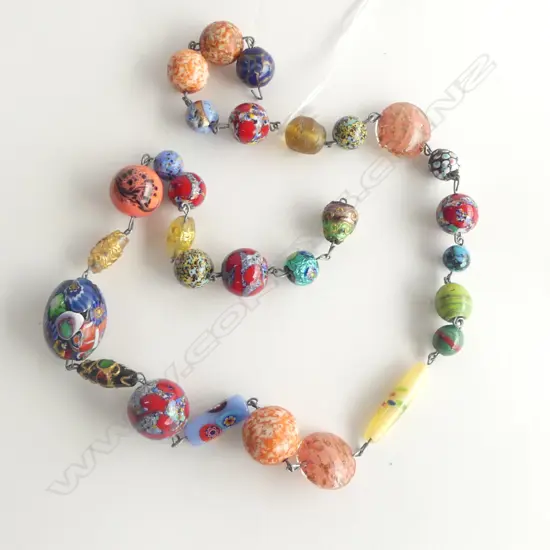 VENETIAN? MULTI COLOURED BEAD NECKLACE (catch needs attention)