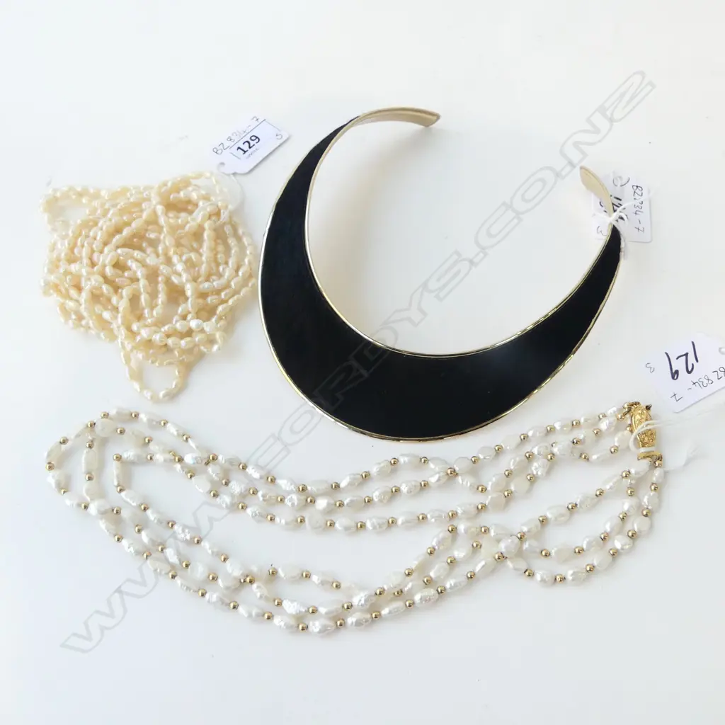 2 FRESH WATER PEARL NECKLACES WITH POSSIBLE GOLD BEADS BETWEEN PEARLS &  COLLAR CUFF w BLACK FUR Image 1++