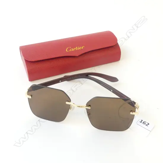 LADIES CARTIER SUNGLASSES, NEW REPLICA, IN CASE