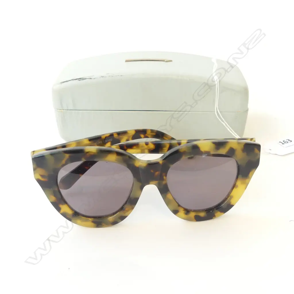 KAREN WALKER LADIES TORTISESHELL SUNGLASSES IN CASE Image 1++