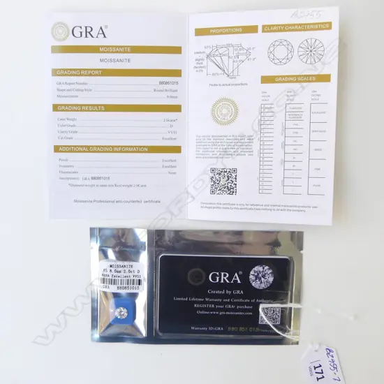 ROUND BRILLIANT 2ct MOISSANITE, WITH GRA CERTIFICATE