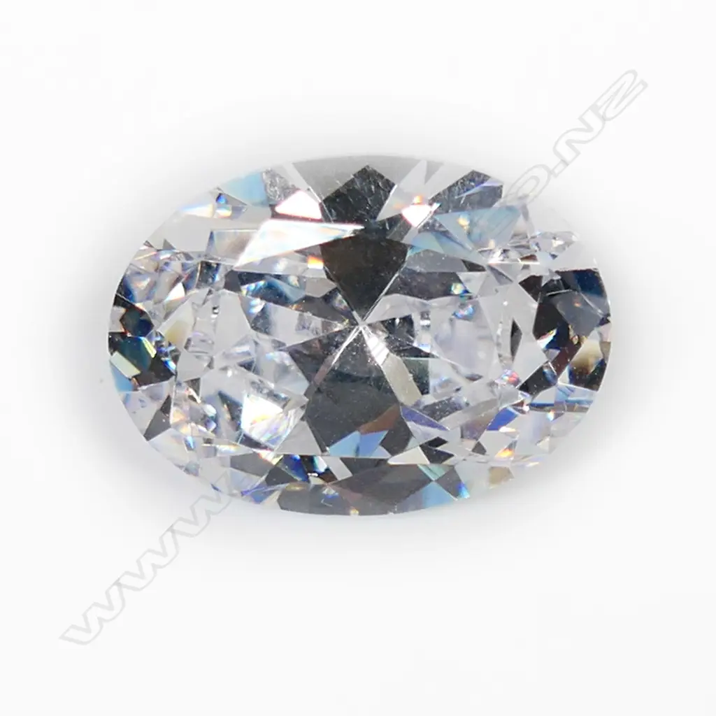 13/18 OVAL white CZ Image 1++