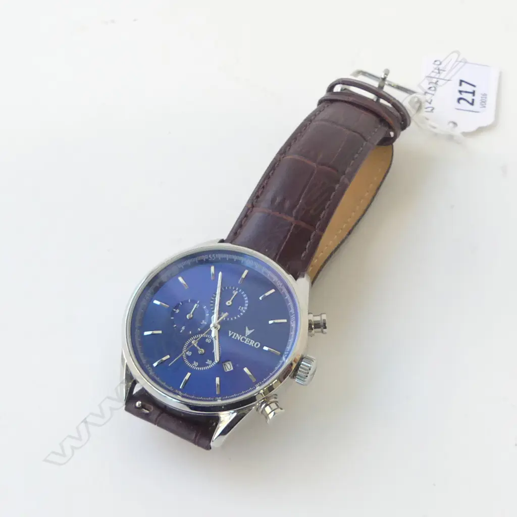 MINT & BOXED VINCERO GENTS WRIST WATCH  Image 1++