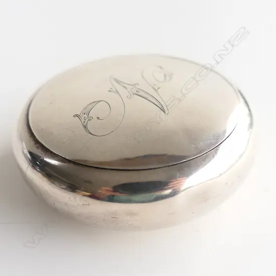 SILVER TOBACCO BOX compressed round Chester 1876 71gms