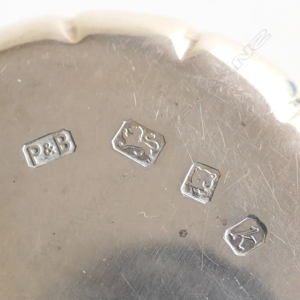 SILVER HEAVY CAST DISH London 1965 78.8gms Image 1++