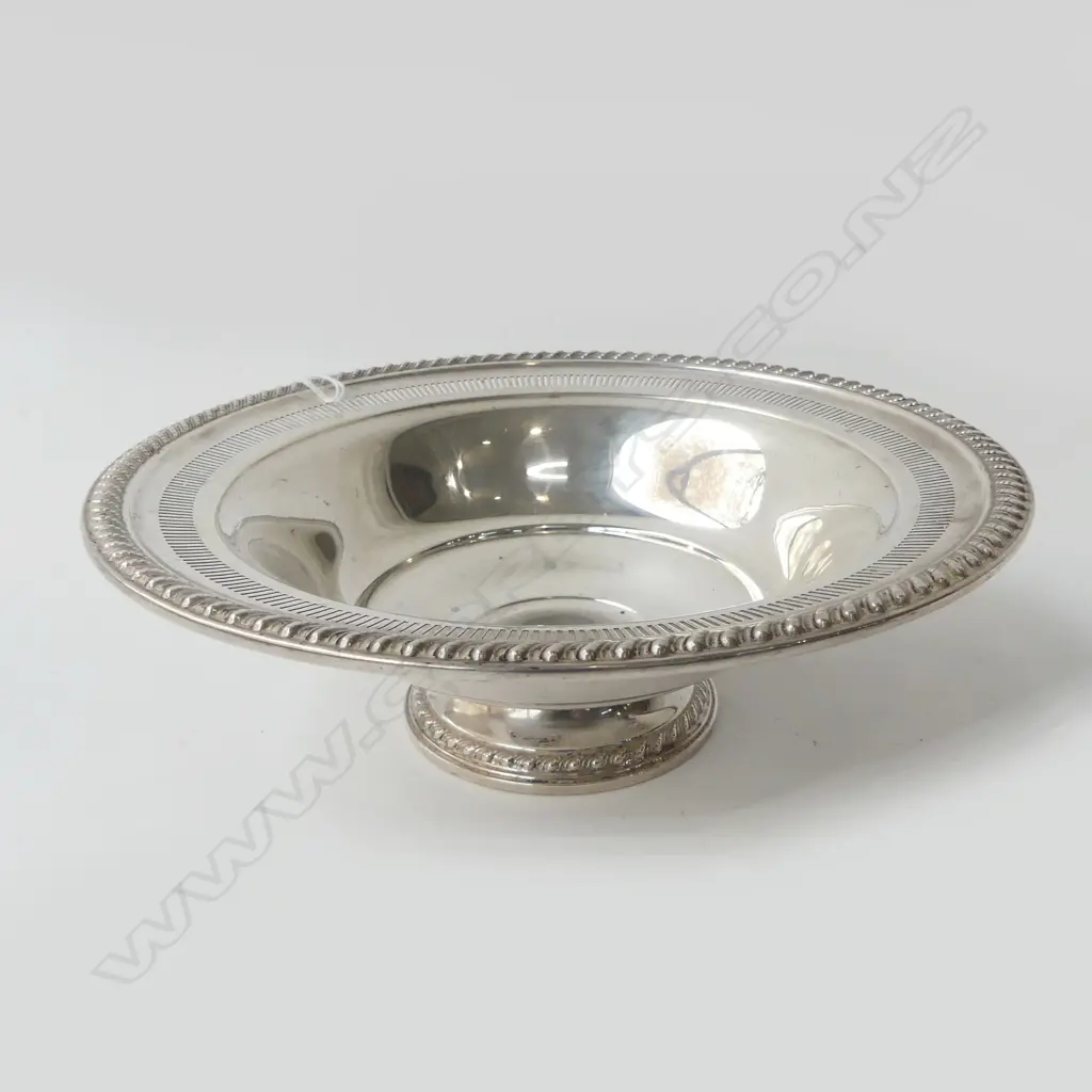 STG SILVER FRUIT BOWL BY ROGERS USA 356GRAMS WEIGHTED FOOT, D.230MM Image 1++