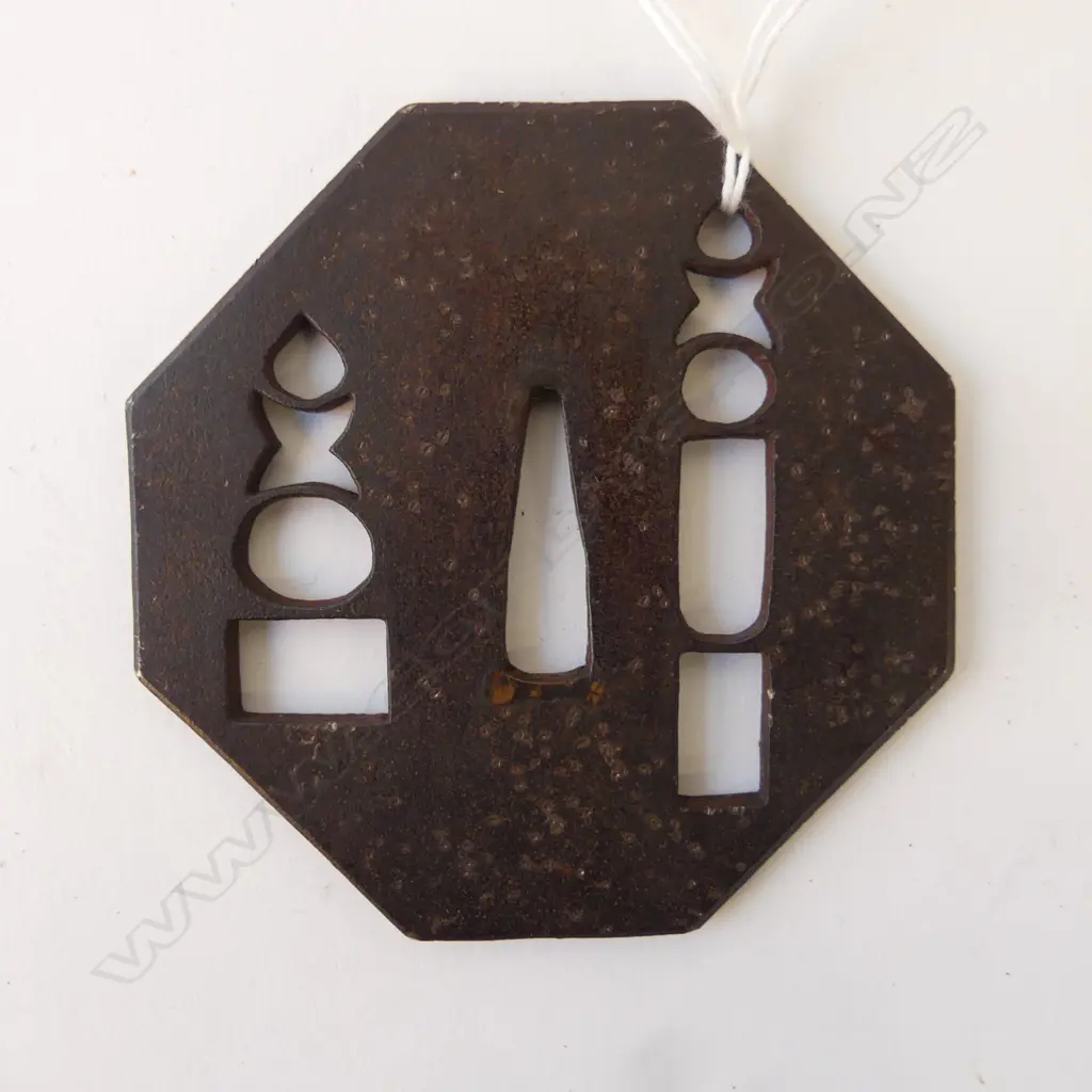 VINTAGE OCTAGONAL ORIENTAL TSUBA 80mm dia Image 1++