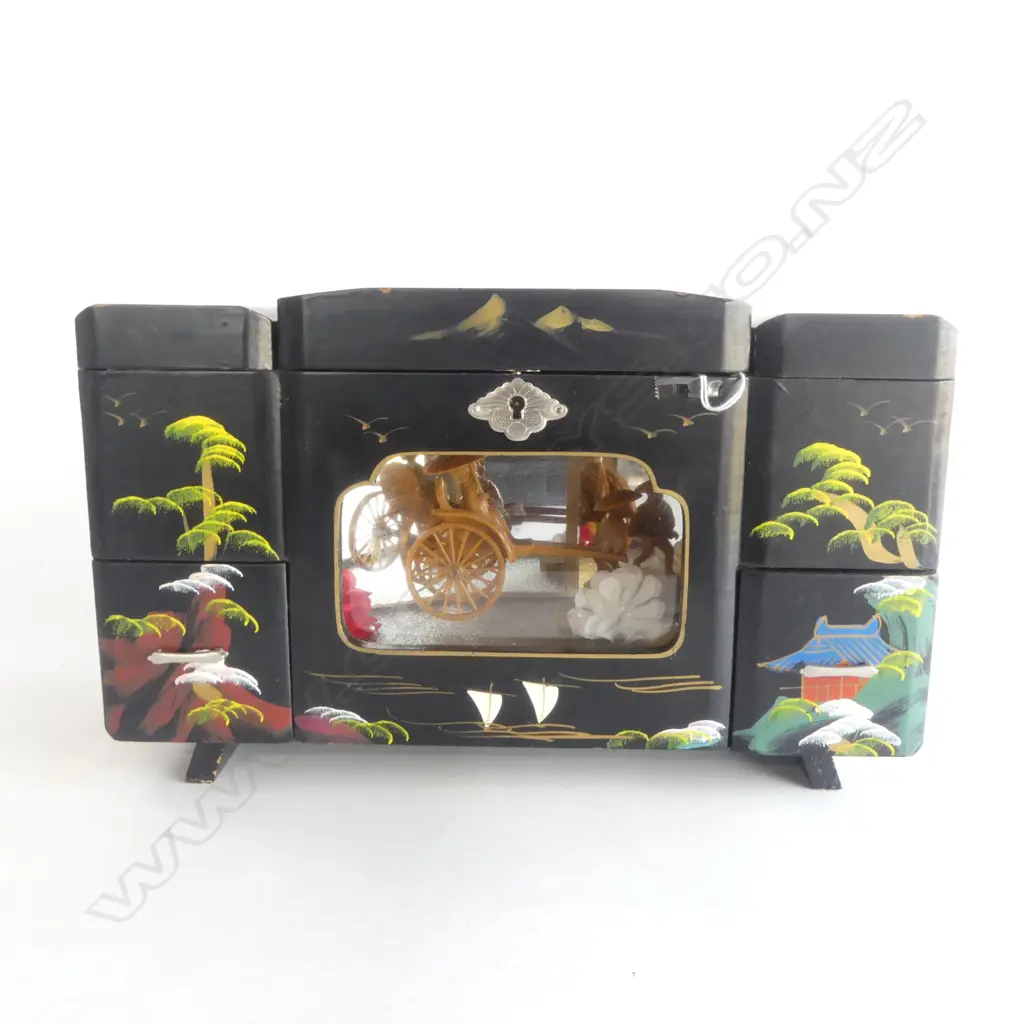 JAPANESE VINTAGE BLACK LACQUER FANCY JEWEL BOX music not working L.330mm Image 1++