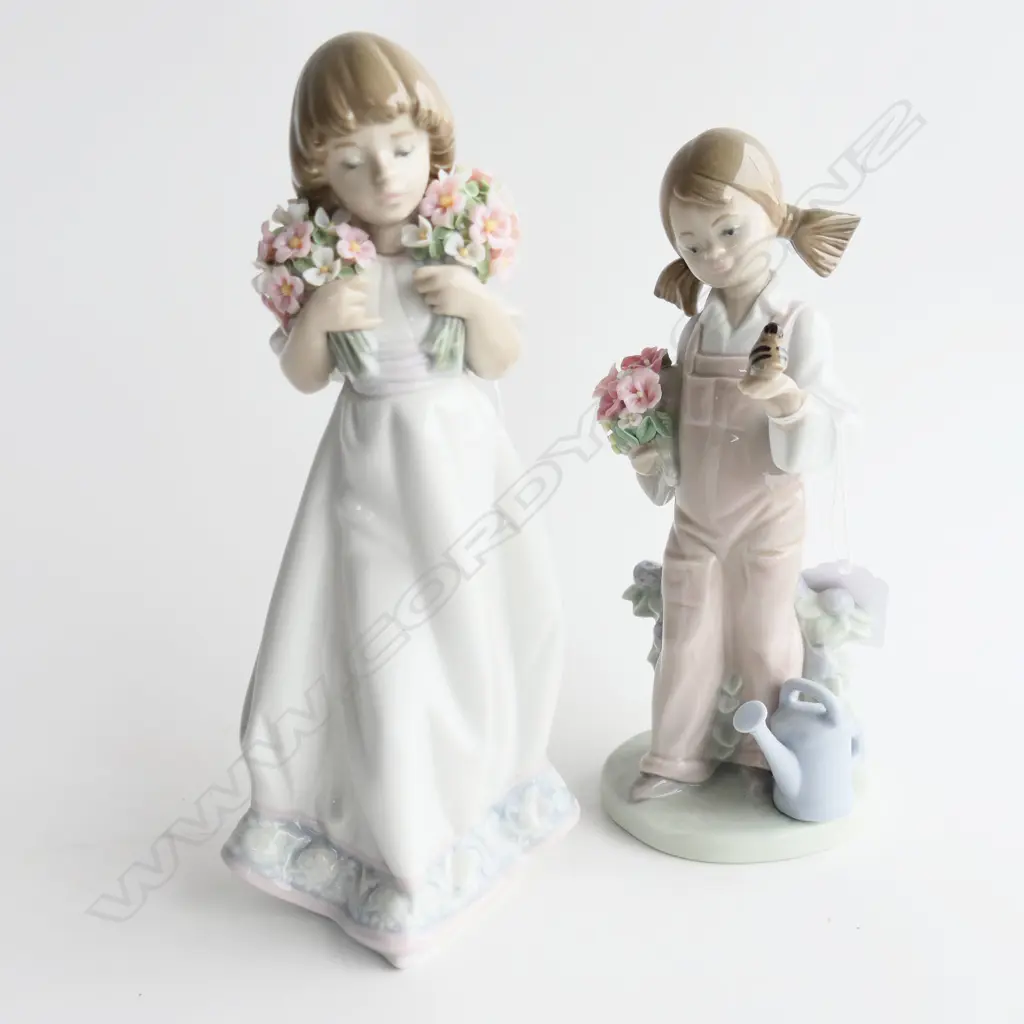 PR LLADRO FIGURINES; GIRL w FLOWERS & BIRD, GIRL w TWO BUNCHES OF FLOWERS tallest H.210mm Image 1++