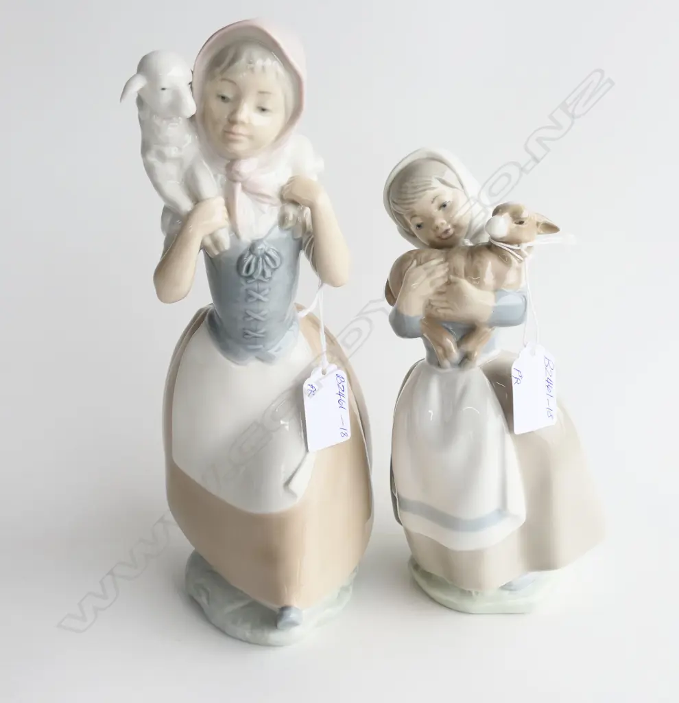 PR NAO FIGURINES GIRLS w SHEEP, tallest H.260mm Image 1++