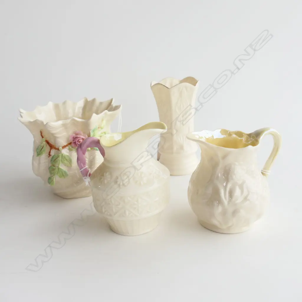 2 BLACK MARK BELLECK JUGS H90MM & 2 BROWN MARK BELLECK VASES H100MM Image 1++