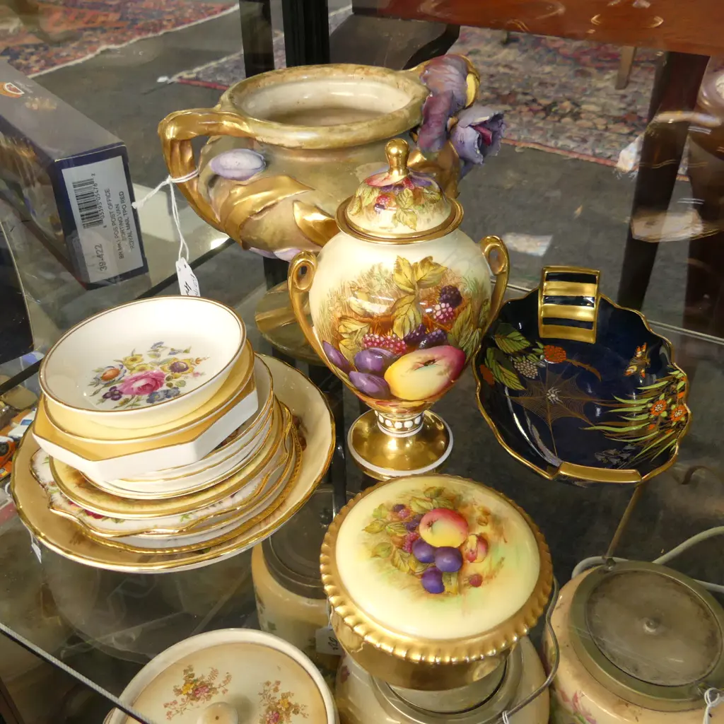 ASST. GILT AYNSLEY PIN DISHES ETC, AMPHORA VASE, CARLTONWARE DISH Image 1++