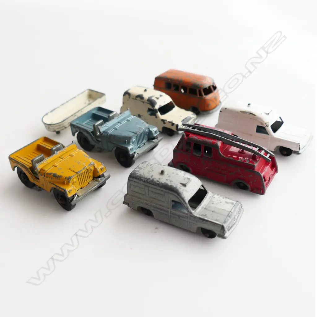(AK36) 8 VINTAGE FUN HO CAR TOY CARS Image 1++