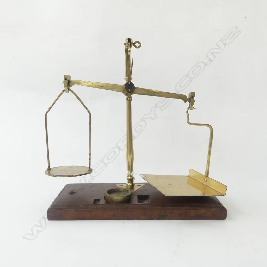 ANTIQUE POST OFFICE PRECISION BALANCE SCALES 8OZ GPO DE GRAVE SHORT & CO LTD ENGLAND, L.250MM H.270MM Image 1++