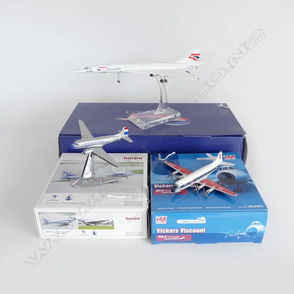 3 MINT & BOXED MODEL PLANES CONCORDE L360MM  BEA VICKERS VISCOUNT L160 &AIR FRANCE KLM DOUGLAS DC3 L160MM Image 1++