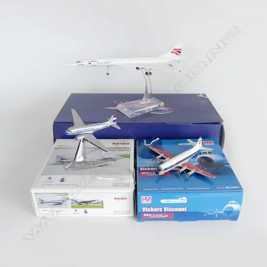 3 MINT & BOXED MODEL PLANES CONCORDE L360MM  BEA VICKERS VISCOUNT L160 &AIR FRANCE KLM DOUGLAS DC3 L160MM